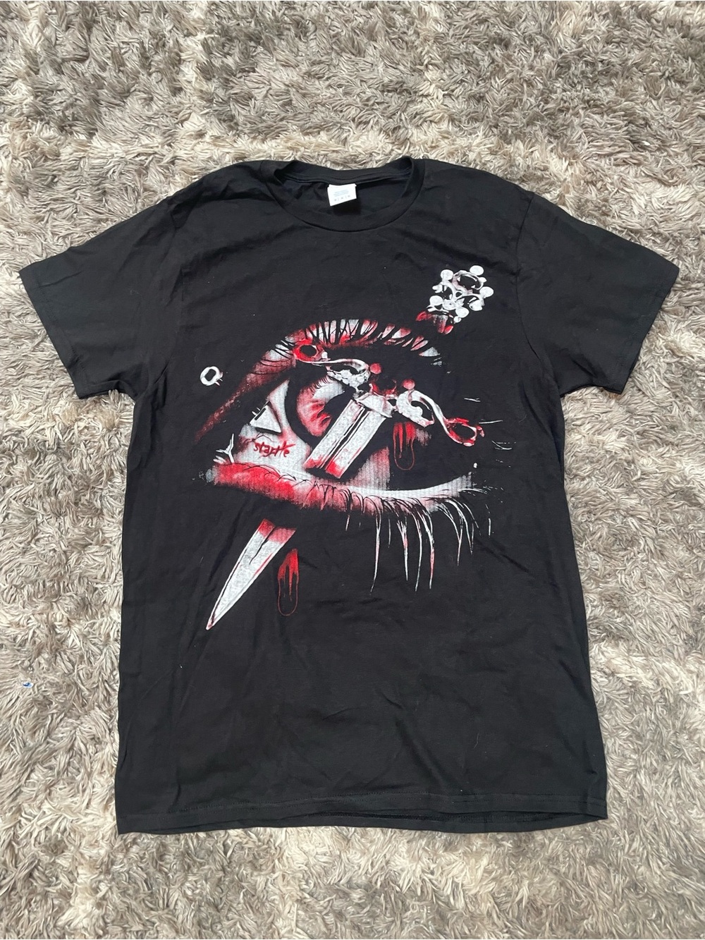 'Startle' Graphic Eye and Knife Print Black T-Shirt